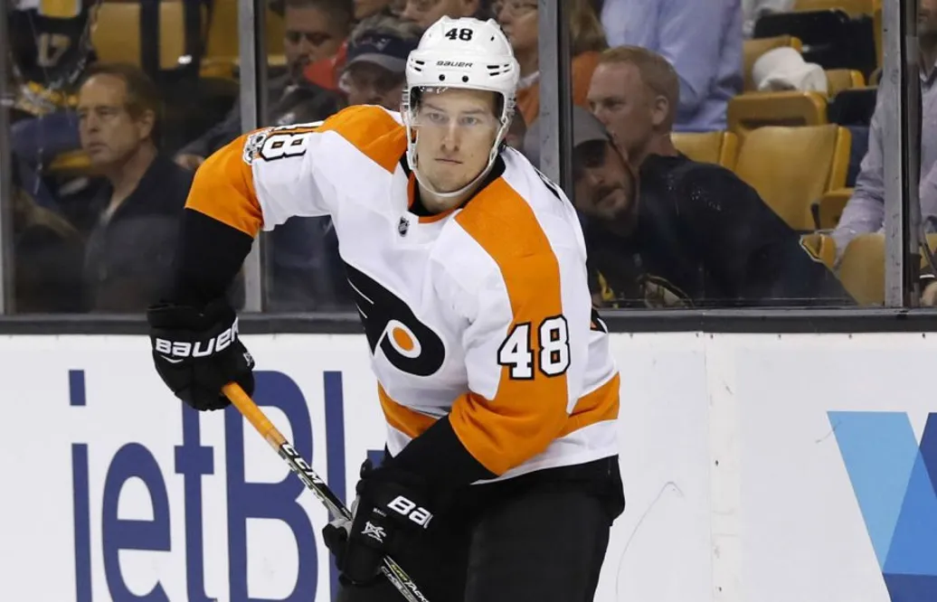 Efter över 200 AHL-matcher – nu har svensken slagit sig in i NHL