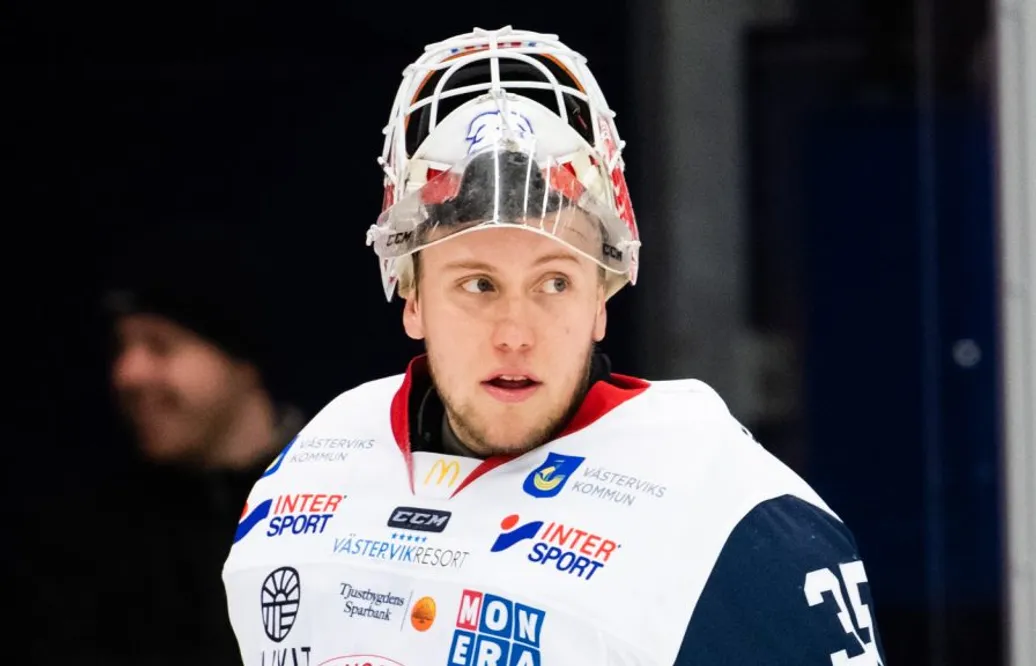 Toppmålvakten placeras i allsvenska konkurrenten