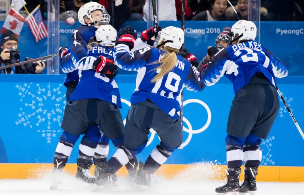USA bröt förbannelsen och tog guld – efter rysare
