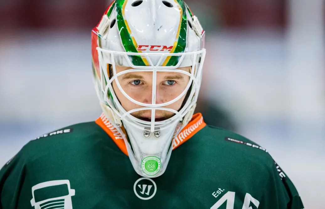 Olof Lindbom kallas upp till AHL