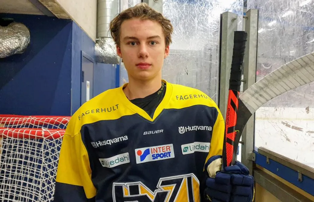 Supertalangen debuterar i HV-tröjan