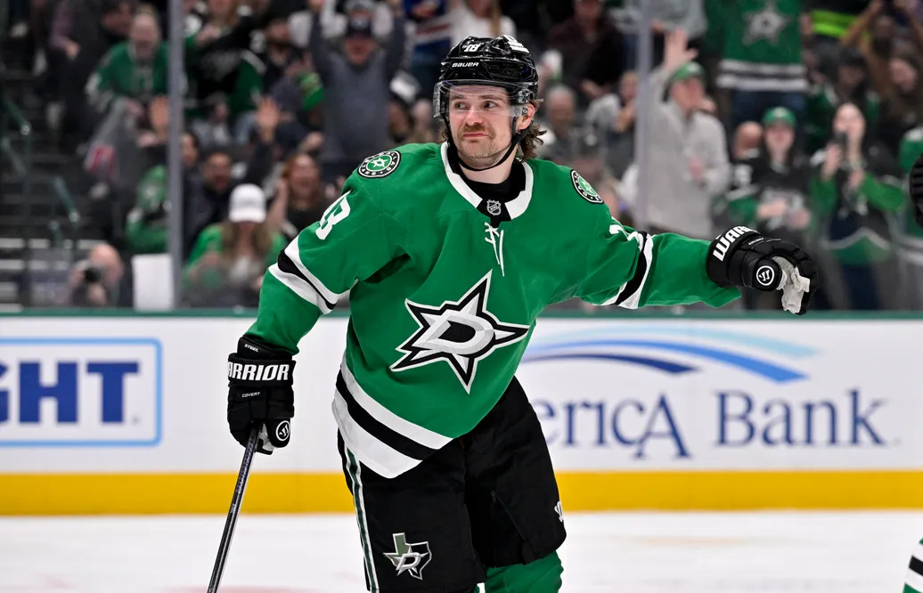 Dallas Stars Sam Steel blir kvar till 2031.