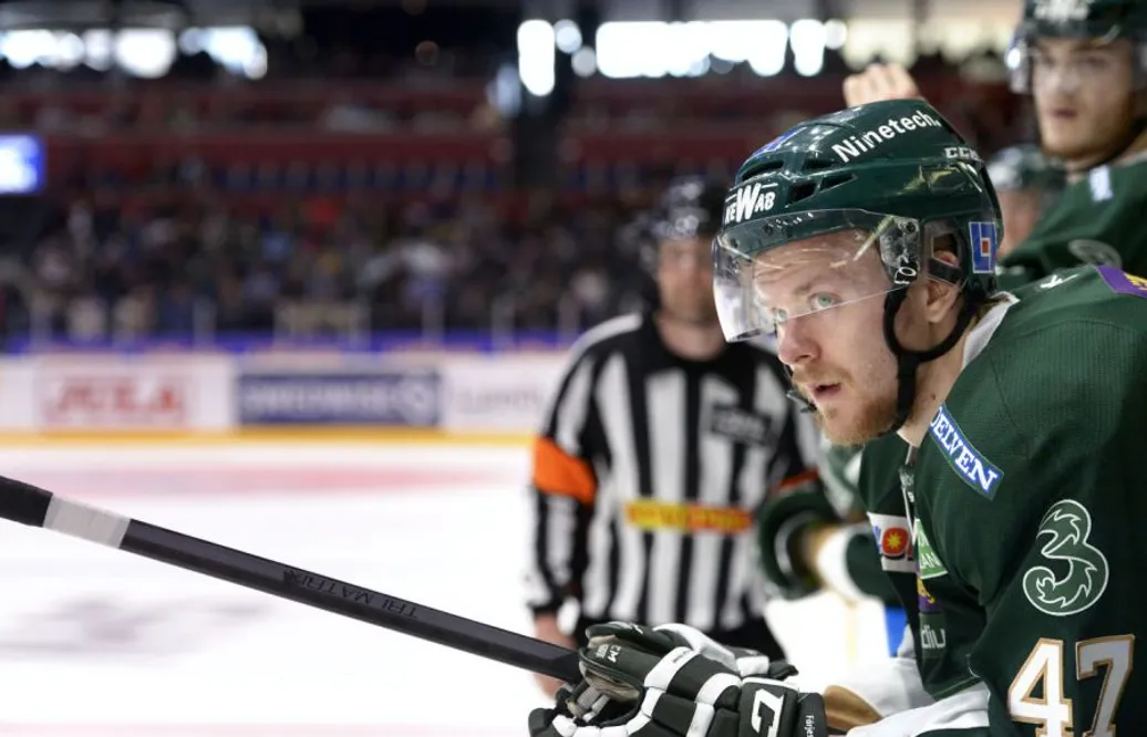 Tidigare Färjestadsbacken lämnar KHL - flyttar hem