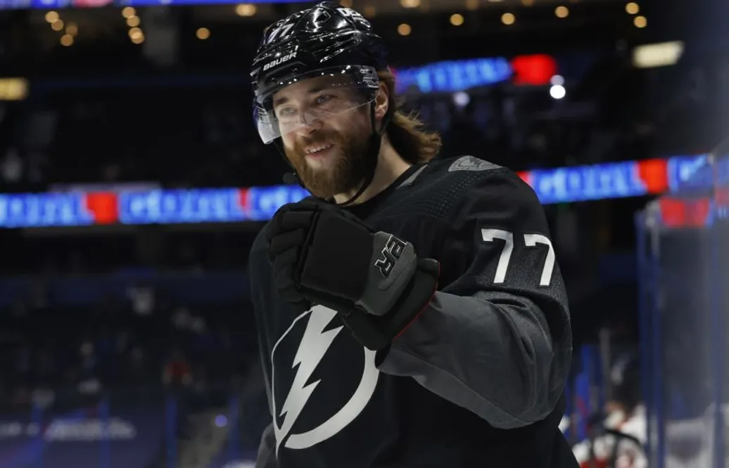 Victor Hedman vinner Guldpucken 2021