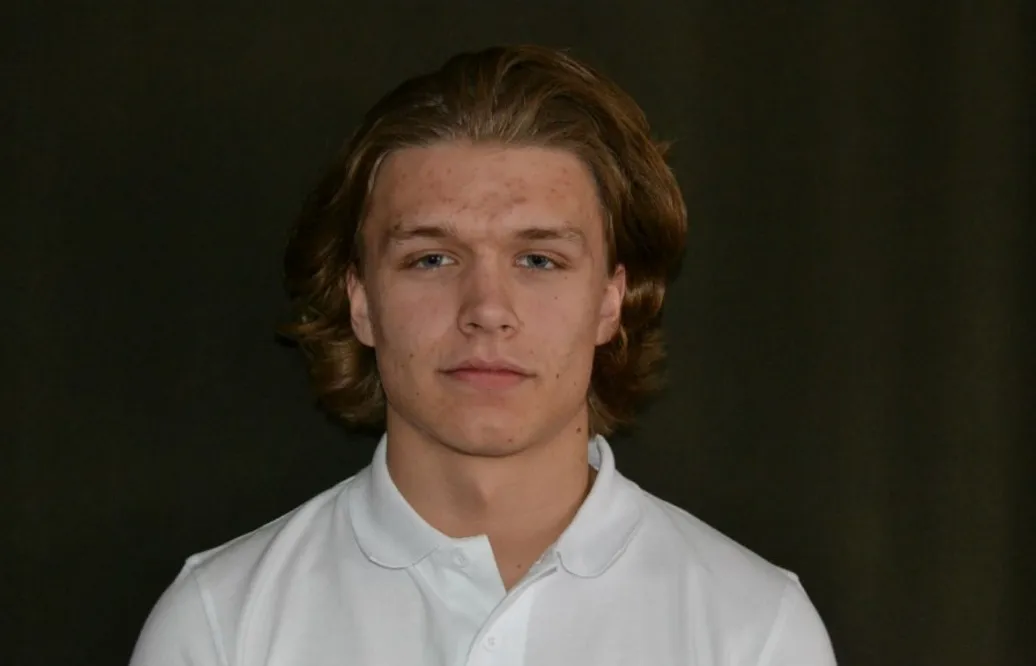 UPPGIFTER: 17-årige talangen kan hamna i finallaget: ”Intresse finns i SHL”