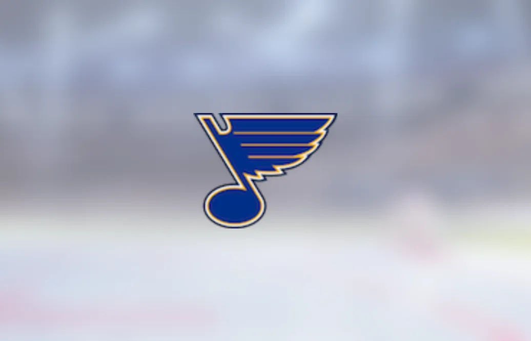 Calle Rosén förlänger med St. Louis Blues