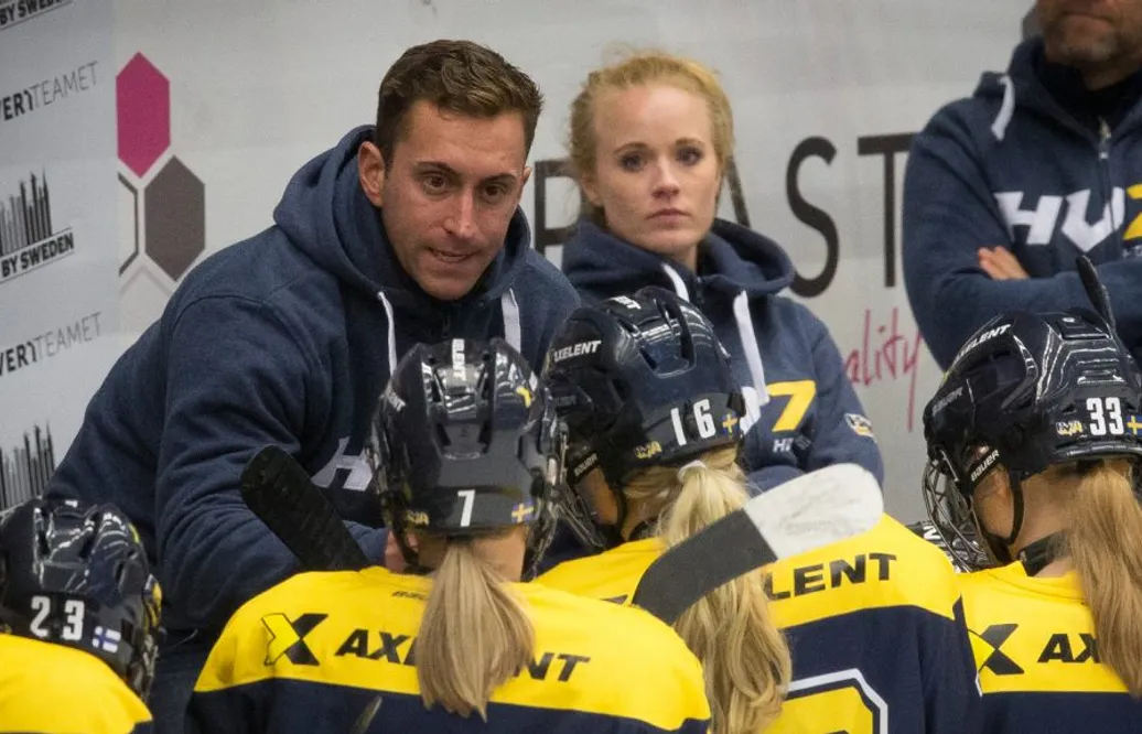 Avslutade karriären i fjol – nu tar han över HV71