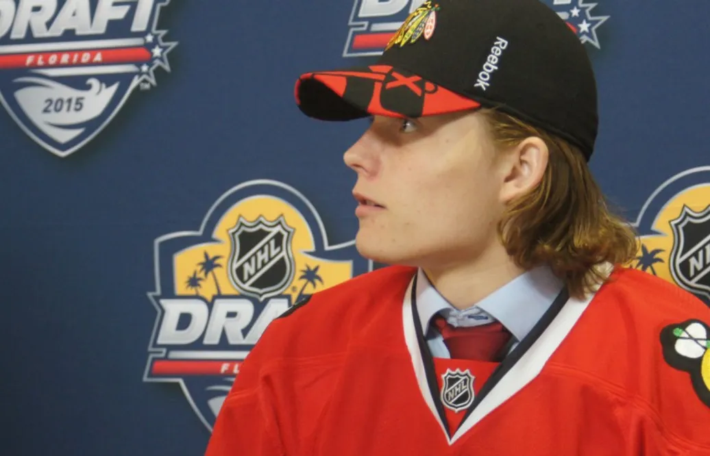 VIDEO: Se Frölunda-talangens läckra solomål i Chicago