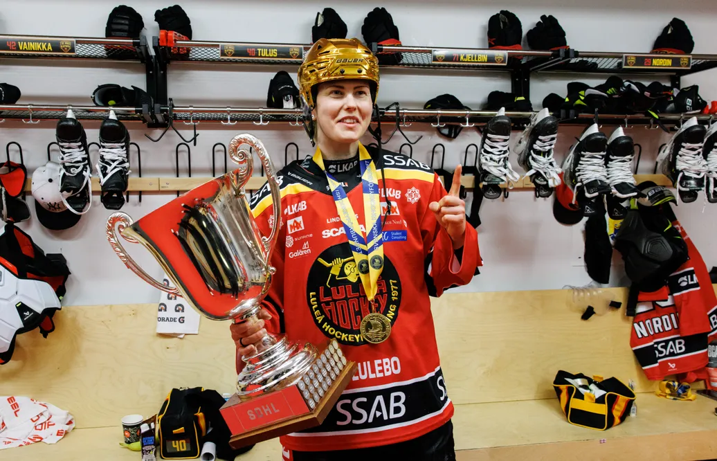 Noora Tulus efter SM-guldet med Luleå 2023.
