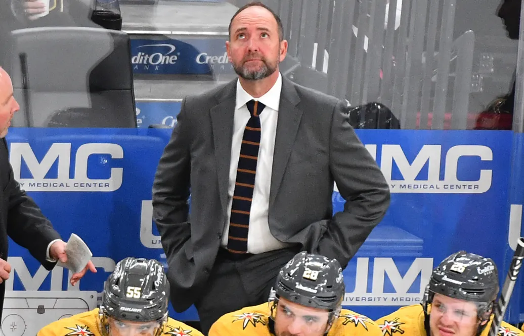 Pete DeBoer får sparken av Vegas Golden Knights