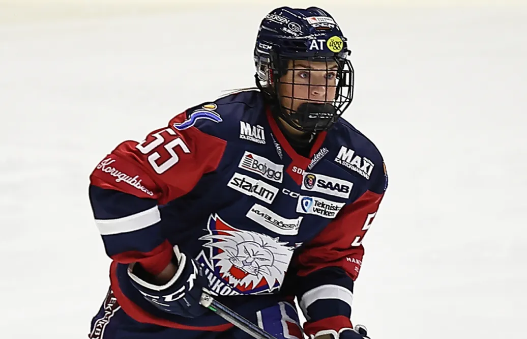 Alva Solberg förlänger kontraktet med Linköping