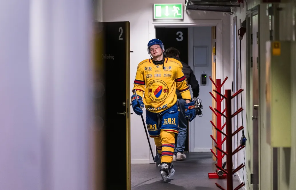 Nyckelforwarden stängs av i tre matcher: "Stor skaderisk"