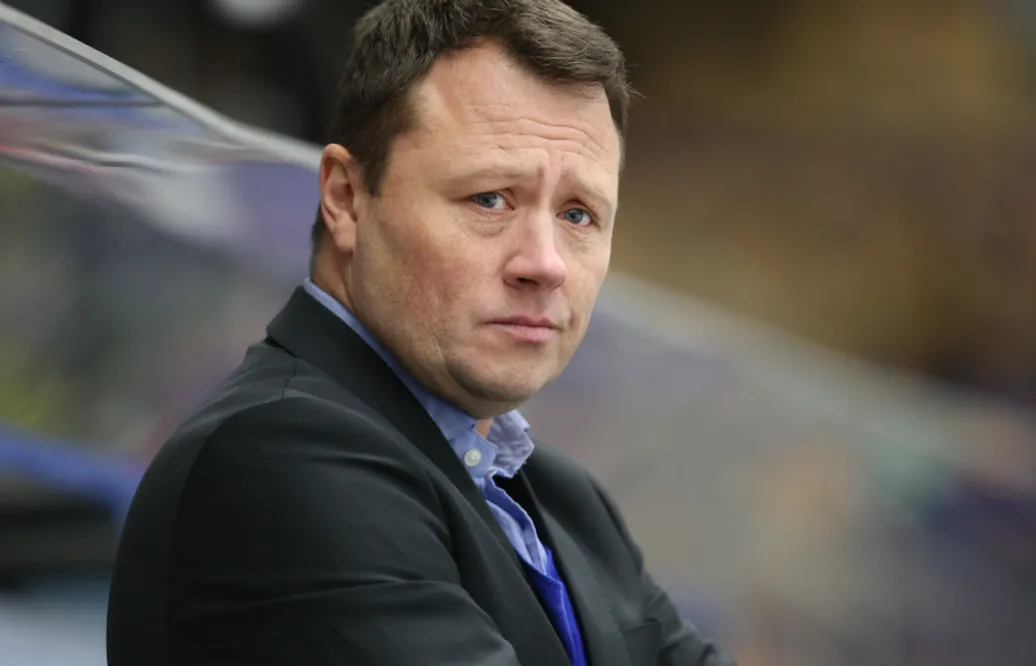 Göran Tärnlund kliver in i Leksands bås
