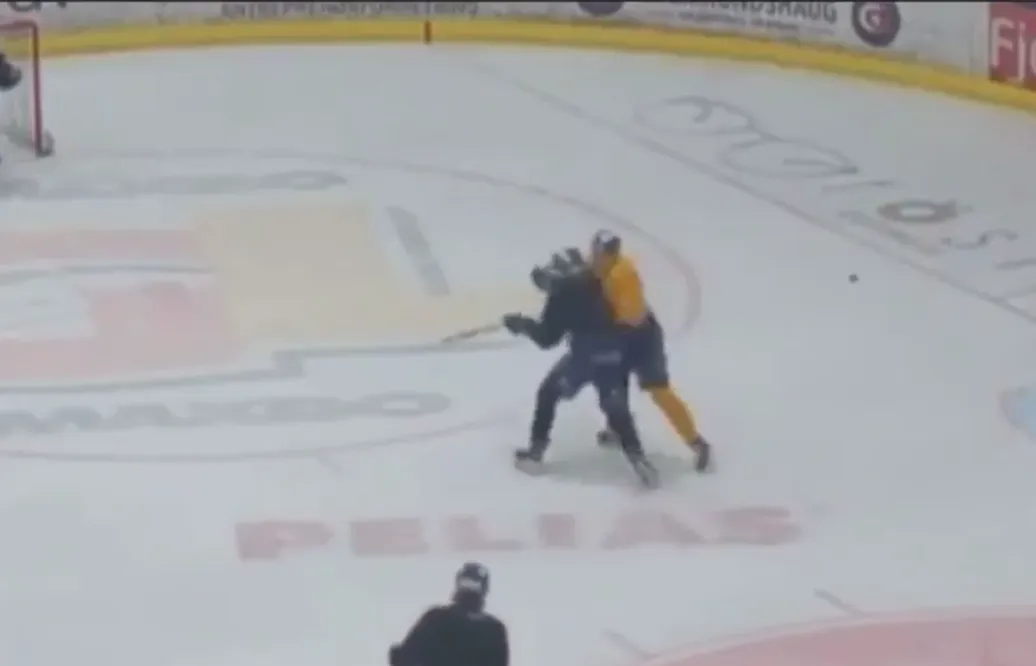 Rasmus Ahlholm får sparken från Storhamar