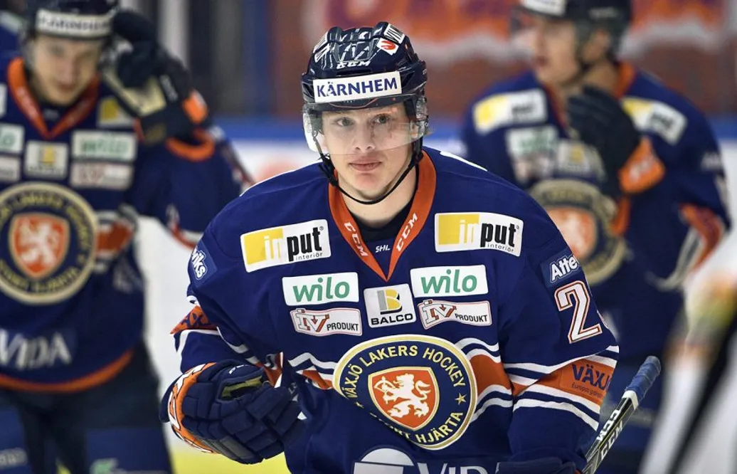Hockeyettan-klubben plockar in trefaldig JVM-spelare