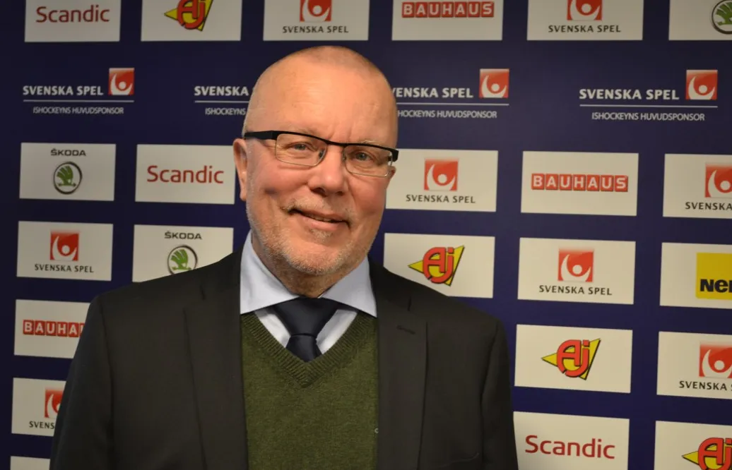 Trots den hårda kritiken – Boork kan fortsätta som förbundskapten: ”Håller alla dörrar öppna”