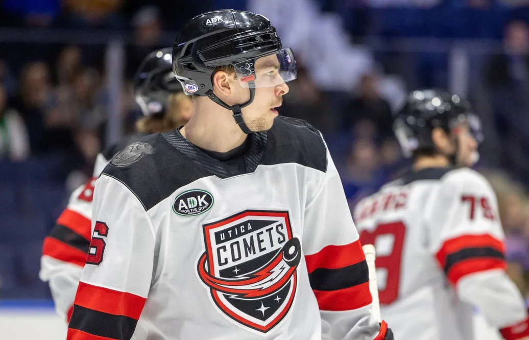 Filip Engarås skriver nytt AHL-kontrakt