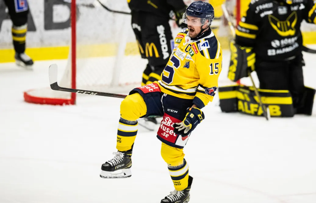 Oscar Von Sivers klar för spel i Hockeytrean