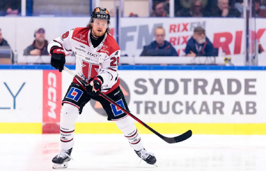 Uppgifter: Backkuggen förlänger med SHL-klubben