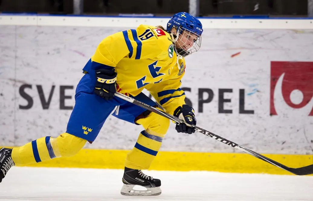 OS-forwarden lägger av – som 24-åring: ”Tuffaste beslutet som jag tagit”