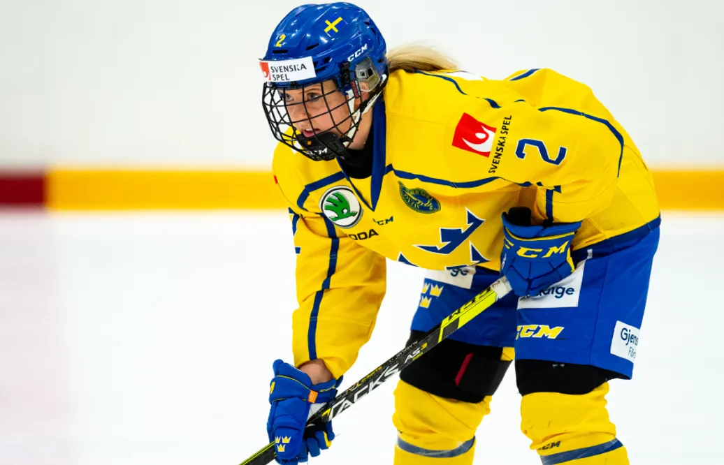 Emmy Alasalmi återvänder till AIK – blir spelande sportchef