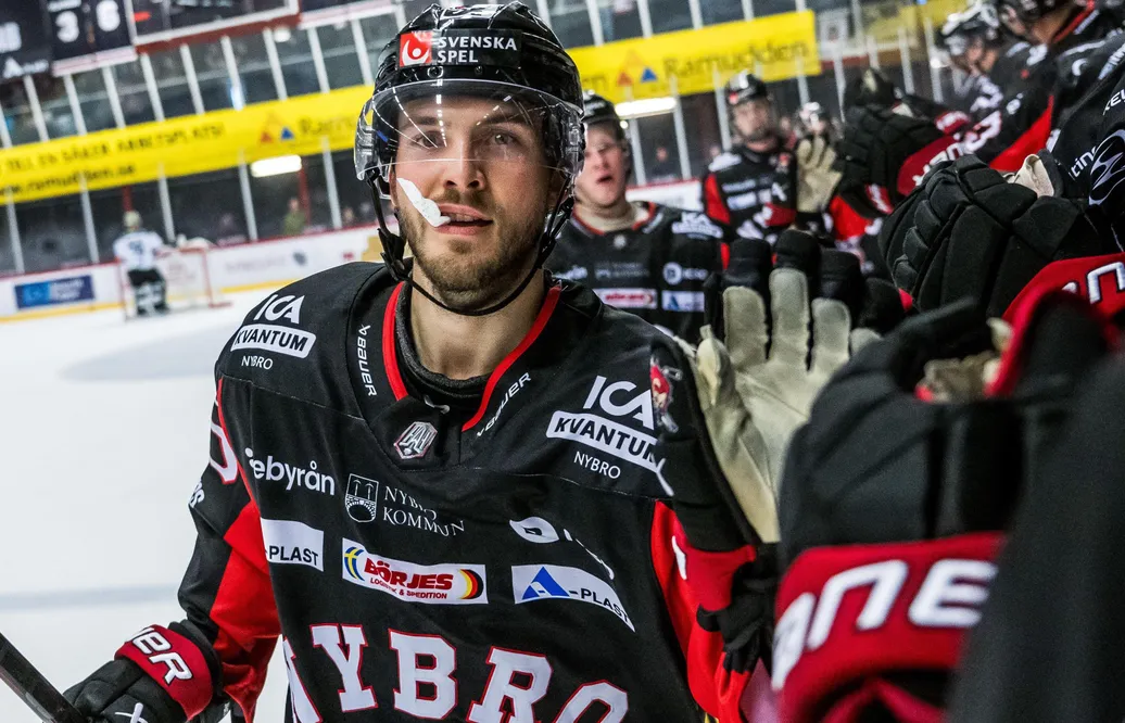 Oliver Olsson klar för spel i Cracovia Krakow