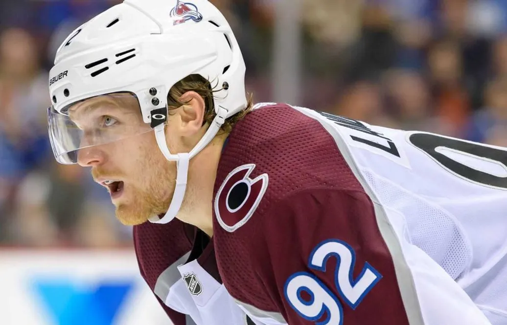 Landeskogs dubbel bakom elfte raka