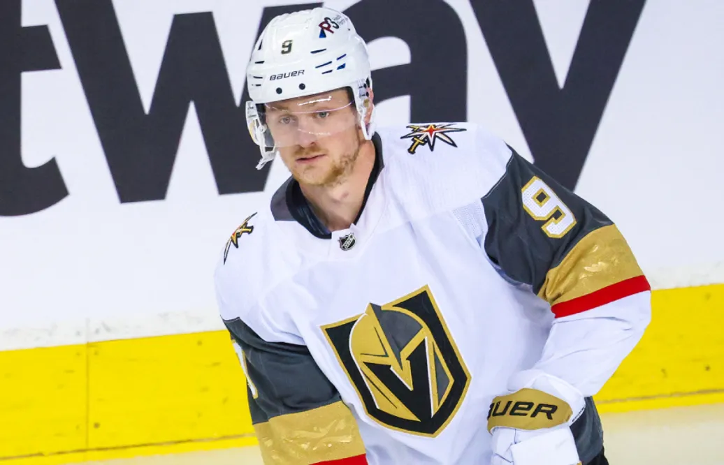 Jack Eichel spelade med en bruten tumme i sex veckor