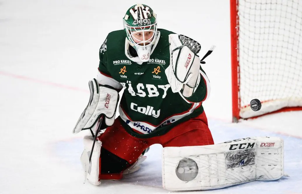 Efter degraderingen – målvakten stannar i allsvenskan