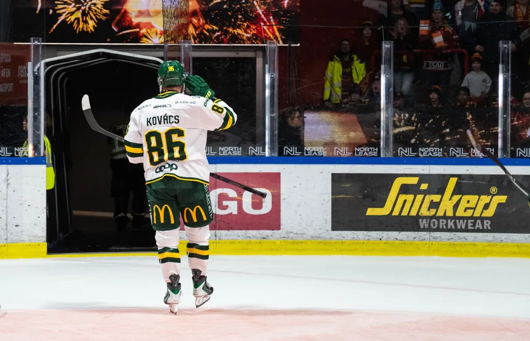 Robin Kovacs häcklades ännu en gång av Luleå-supportrarna.
Foto: Bildbyrån