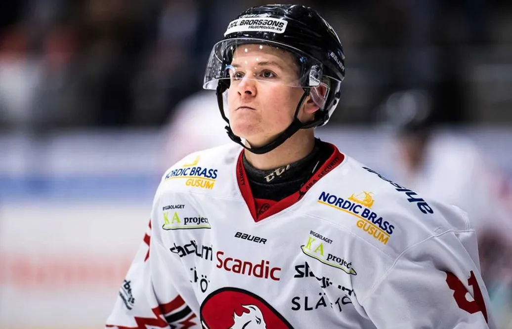 Förlänger – klar för sin fjärde säsong i Hästen