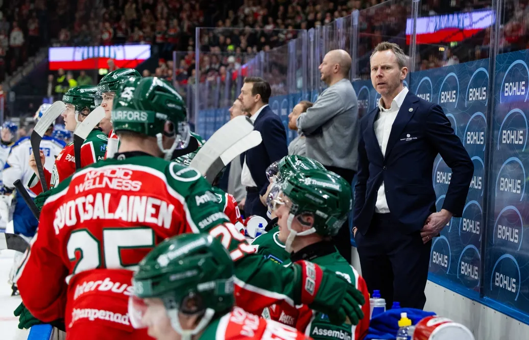 Backkris i Frölunda: "Får spela med juniorer"