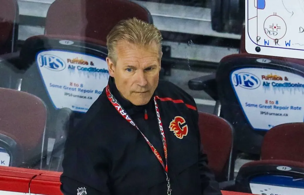 Bekräftat: Blir kvar som coach
