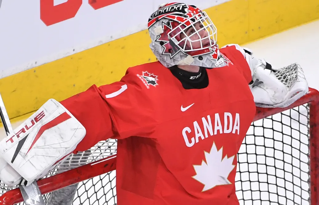 Devon Levi skriver rookiekontrakt med Buffalo Sabres