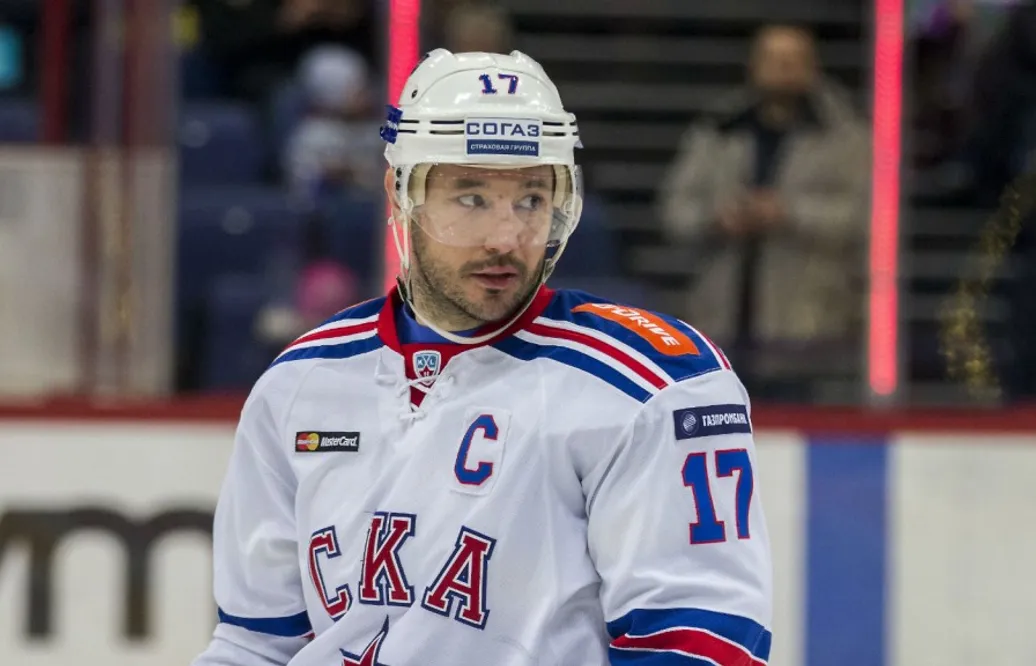 Chockerande uppgifterna: Kovaltjuk uppges flytta till Kina