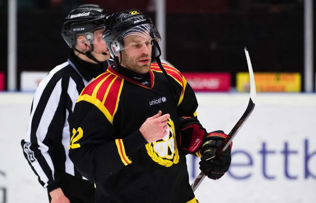 Brynäs veteran anmäld för huvudtacklingen