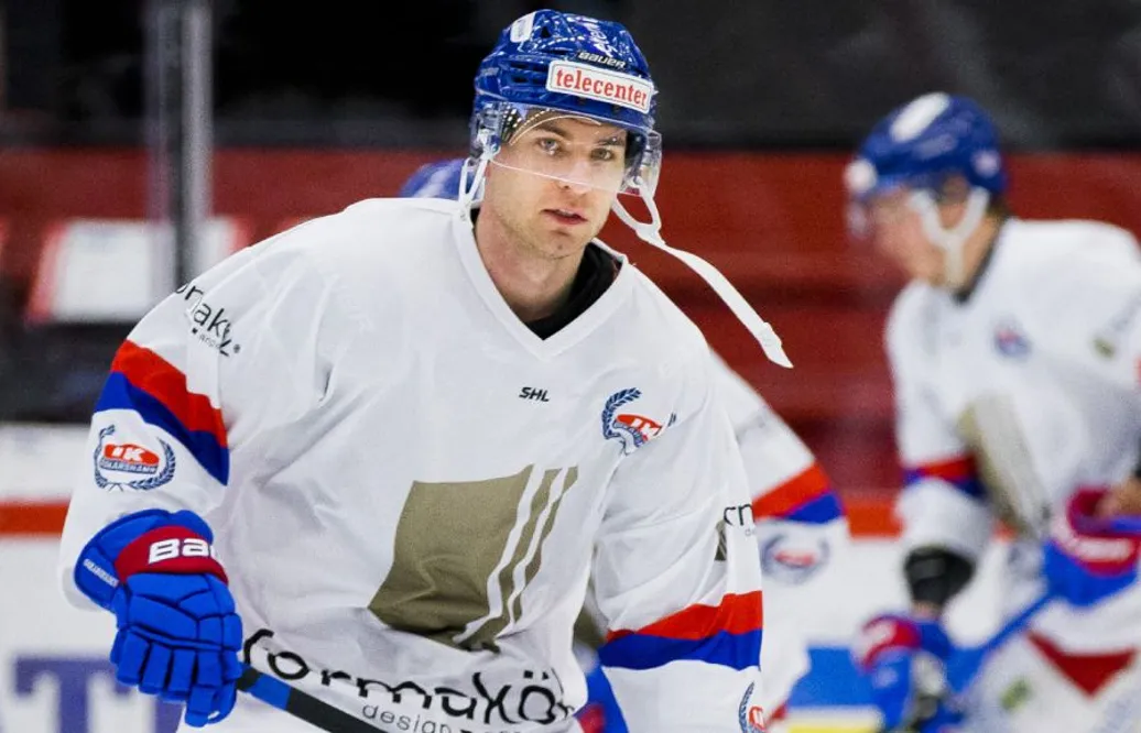 ”En supporter hängde på sargen och frågade om jag ville ha popcorn”
