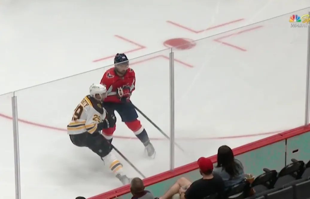 Washingtons Capitals Dylan McIlrath stängs av för huvudtackling