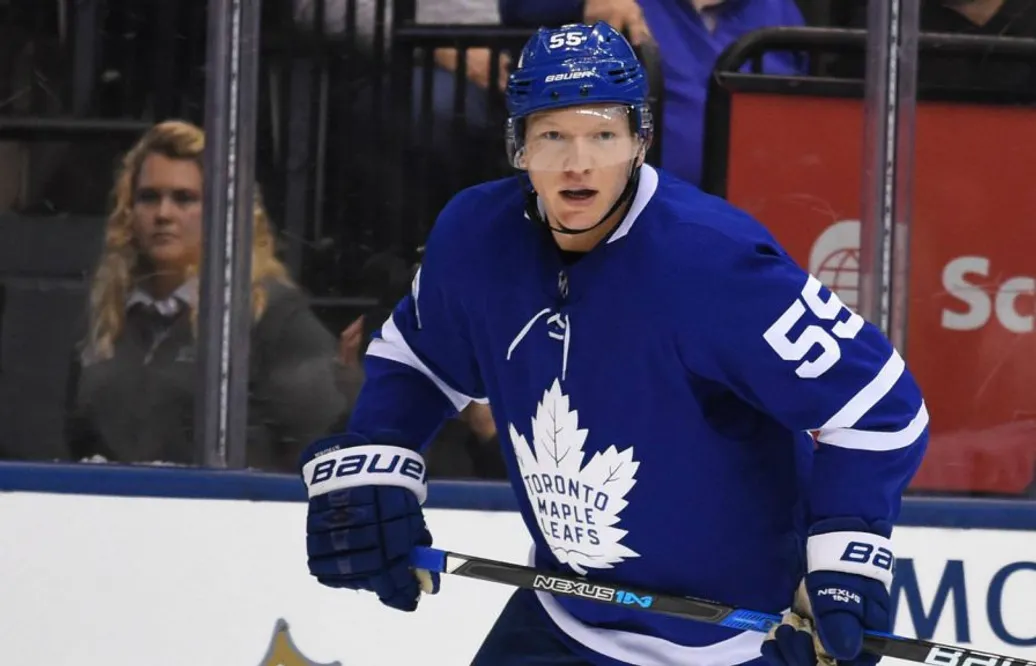 Svenske rookiebacken tilldelas första NHL-målet – dagen efter matchen