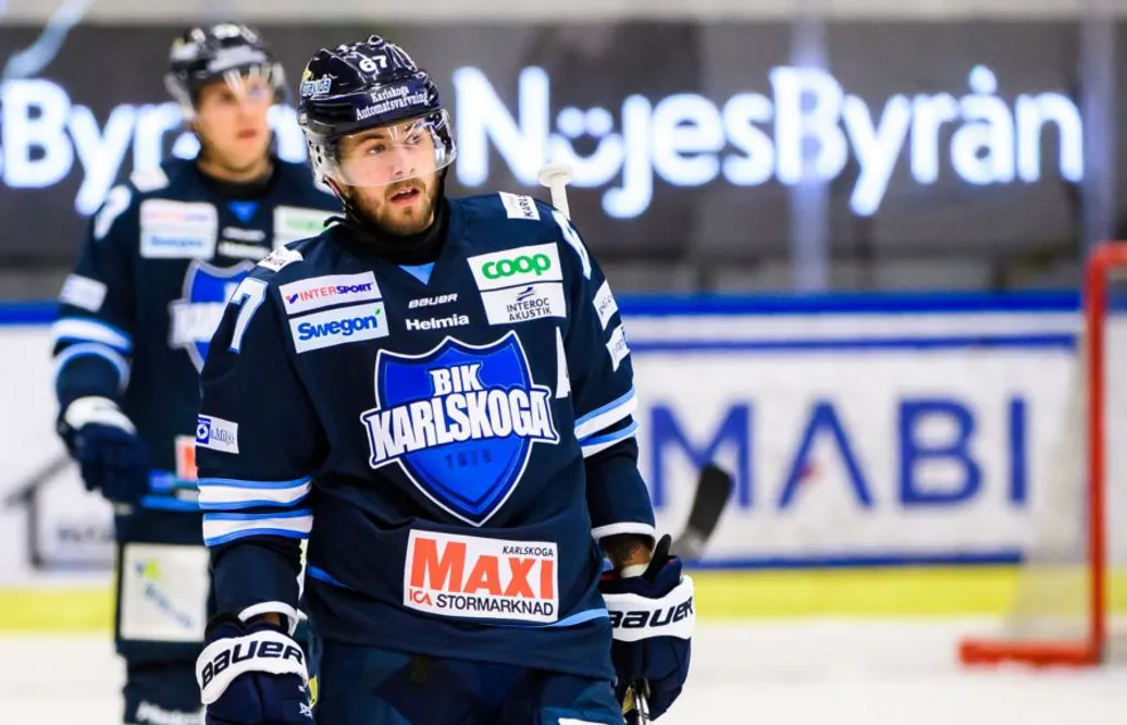 Ställer in all aktivitet – efter coronautbrott