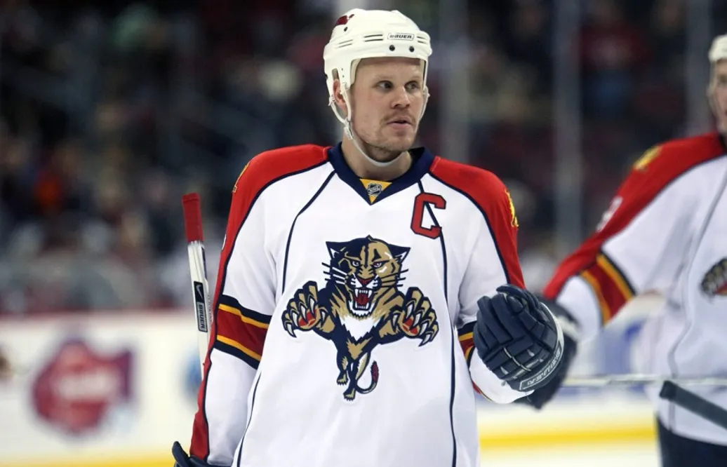 Tidigare stjärnfinländaren skriver NHL-kontrakt – för att lägga av