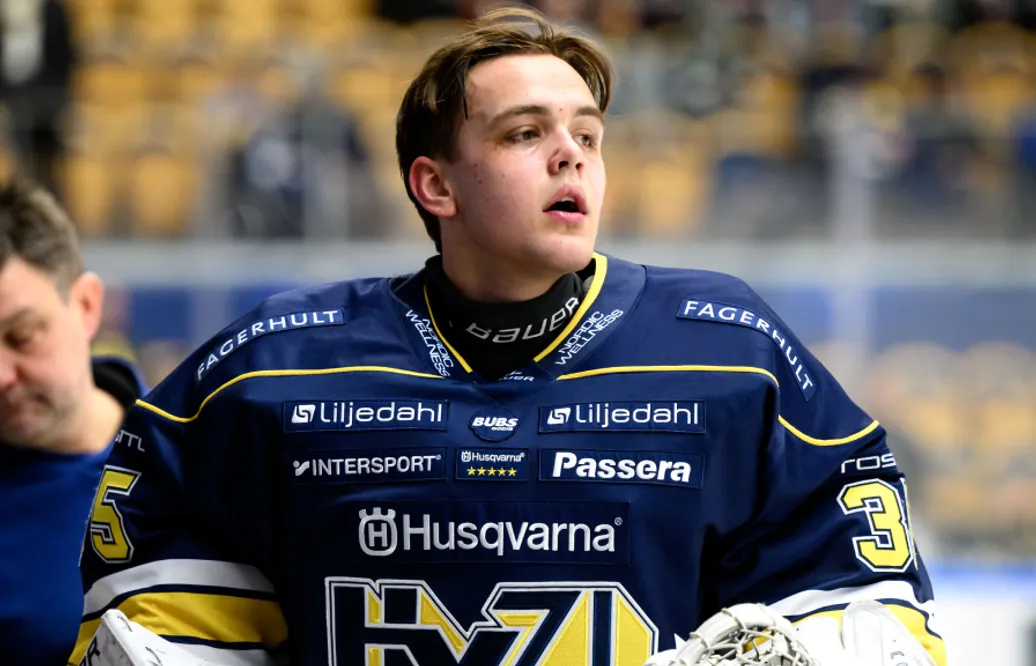 Bekräftat: Noah Erliden skriver på för Erie Otters