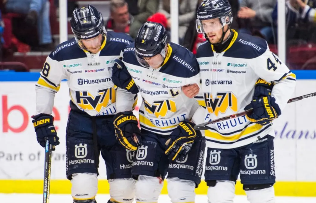 HV-stjärnan fick ledas av isen – befarad huvudskada
