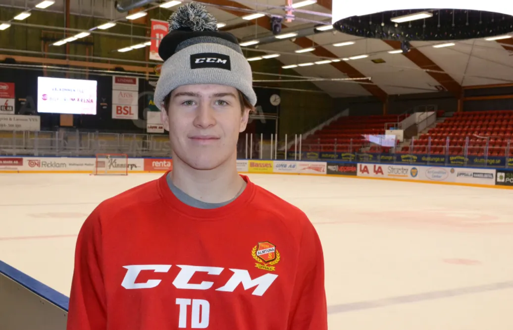 Från hockeyfamiljen – här är nästa Dackell: ”Det är därför jag är där jag är”
