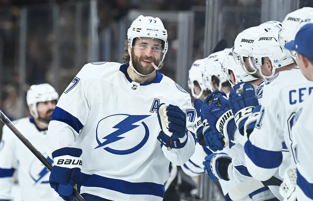 Victor Hedman förlänger med Tampa Bay