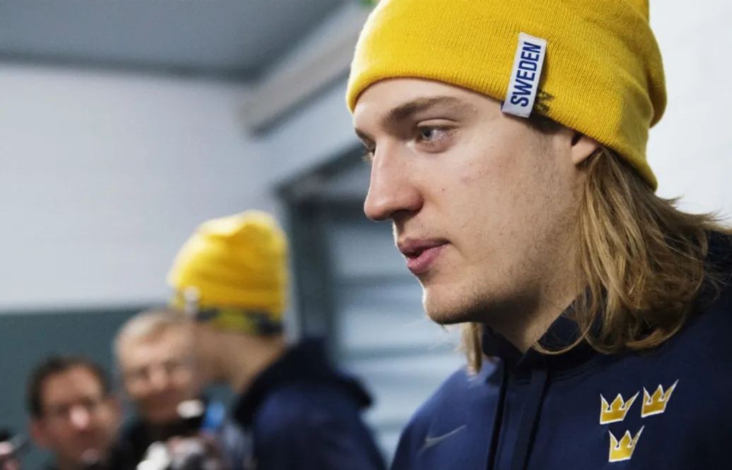 Tvåfaldige JVM-svensken klar för Edmonton Oilers