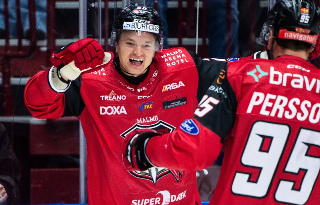Teemu Kivihalme förlänger med Malmö Redhawks