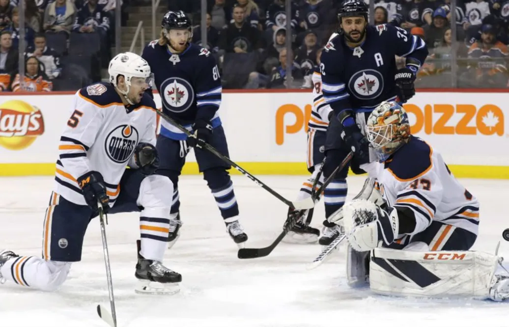 Superstjärnan firade 300 men Oilers föll