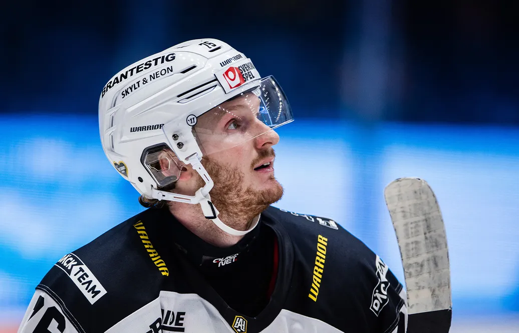Oskar Kvist flyttar till Danmark och Ålborg. 