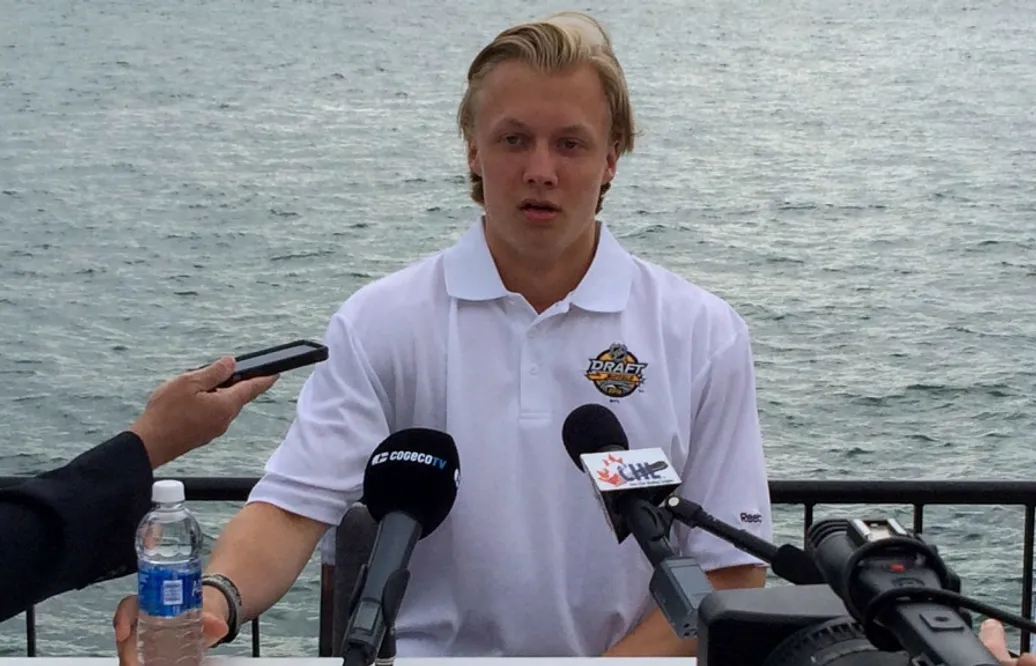 VIDEO: Alex Nylander funderar på framtiden: ”Har många bra alternativ”